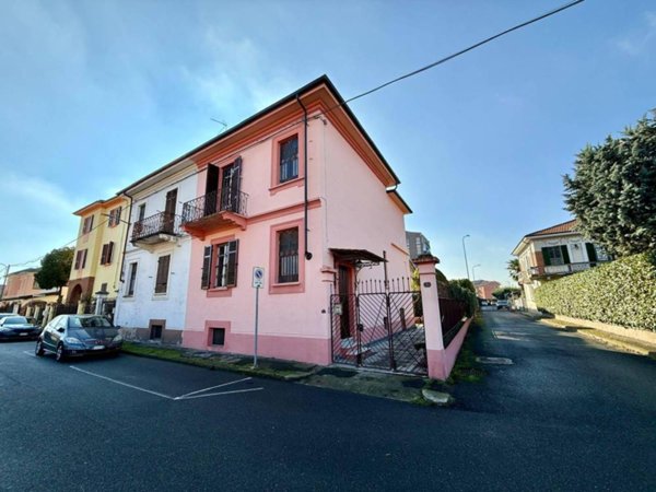 casa indipendente in vendita ad Alessandria in zona Il Cristo