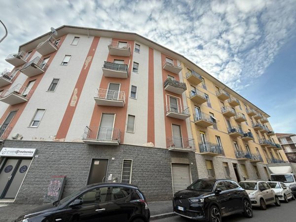 negozio in vendita ad Alessandria in zona Il Cristo