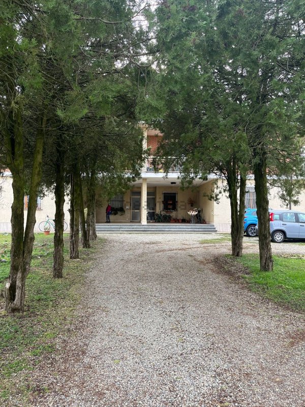 casa indipendente in vendita ad Alessandria in zona Cantalupo