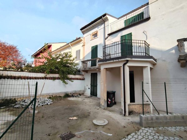 appartamento in vendita ad Alessandria in zona Orti