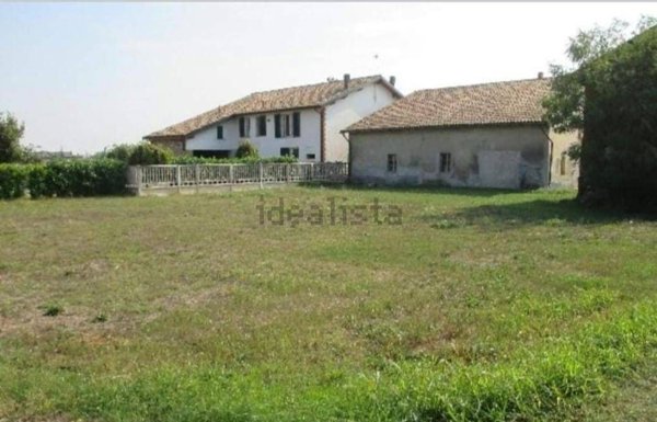 casale in vendita ad Alessandria in zona Mandrogne