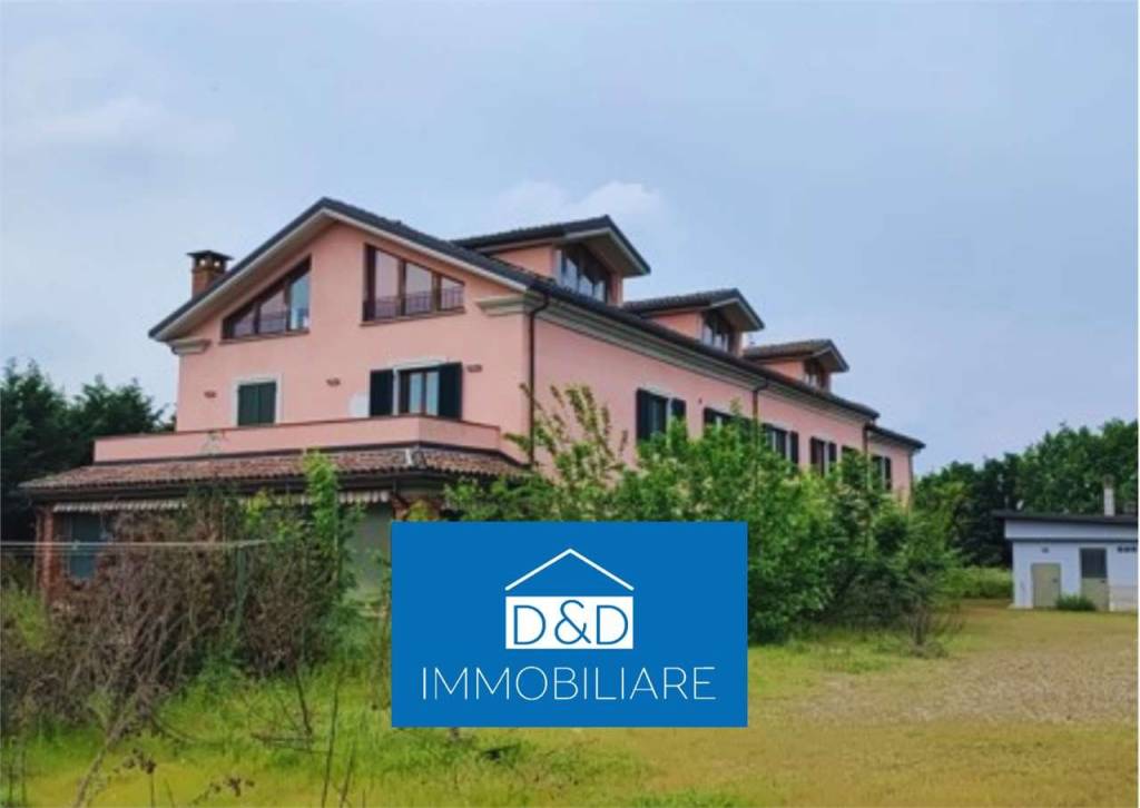 appartamento in vendita ad Alessandria in zona San Giuliano Vecchio