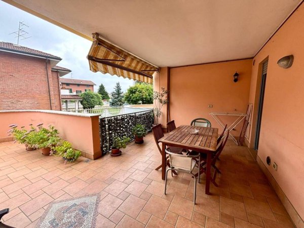 casa indipendente in vendita ad Alessandria in zona Orti