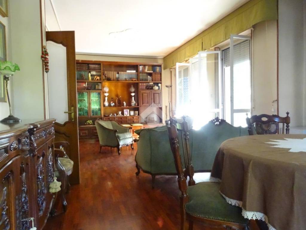 appartamento in vendita ad Alessandria in zona Galimberti