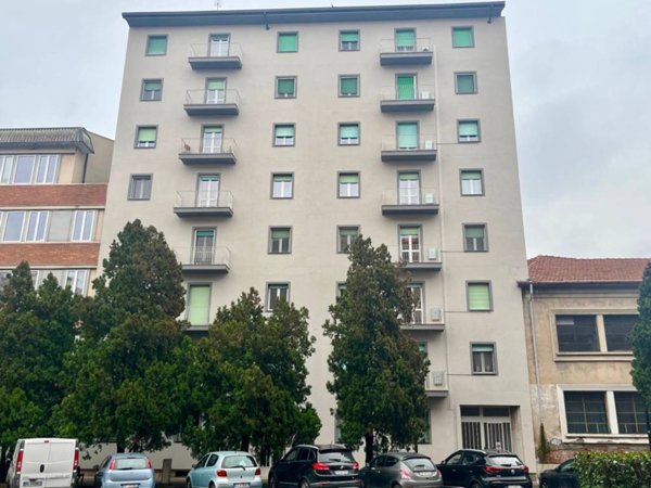 appartamento in vendita ad Alessandria in zona Borgo Rovereto