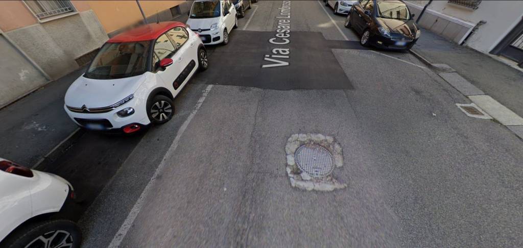 ufficio in vendita ad Alessandria in zona zona Pista