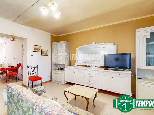 casa indipendente in vendita ad Alessandria