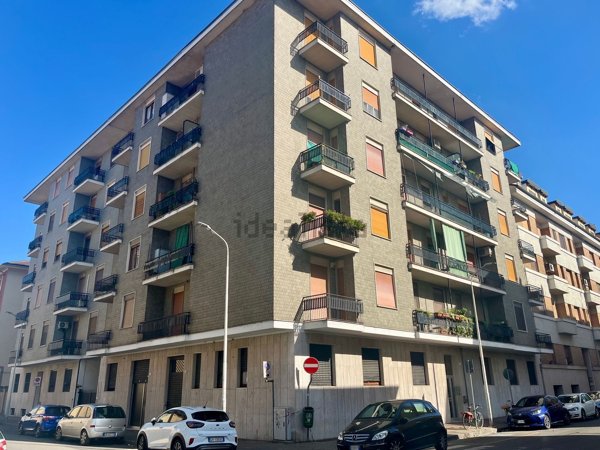 appartamento in vendita ad Alessandria in zona Borgo Rovereto