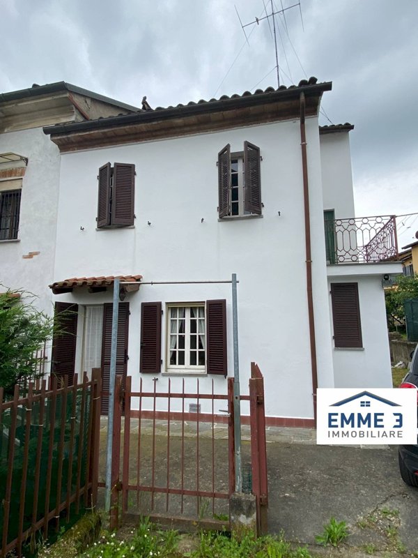 appartamento in vendita ad Alessandria in zona Valle San Bartolomeo