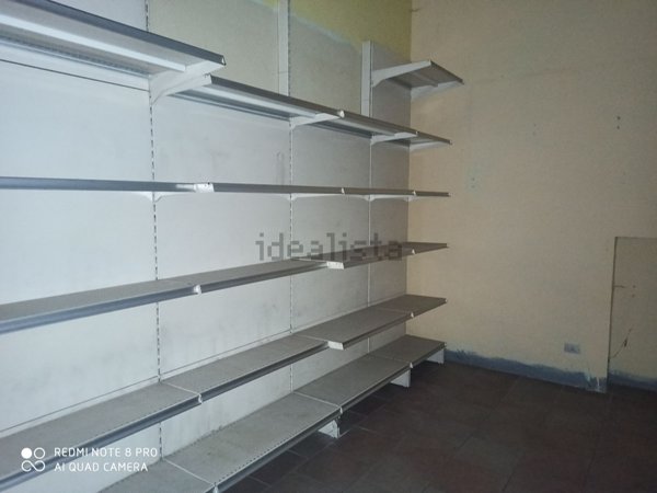 locale commerciale in vendita ad Alessandria
