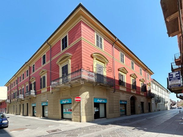 appartamento in vendita ad Alessandria in zona Borgo Rovereto