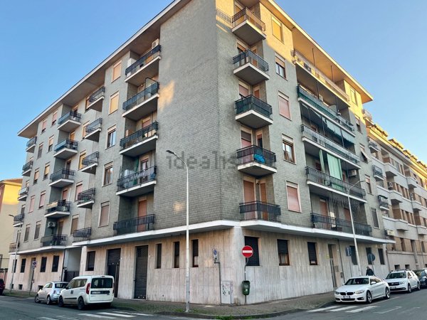 appartamento in vendita ad Alessandria in zona Borgo Rovereto
