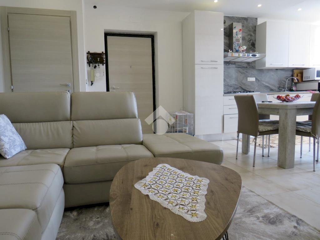 appartamento in vendita ad Alessandria in zona zona Pista