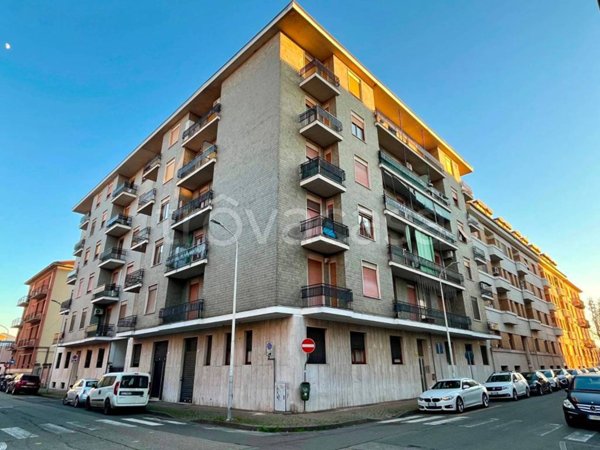 appartamento in vendita ad Alessandria in zona Borgo Rovereto
