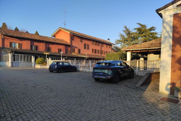 negozio in vendita ad Alessandria in zona Valle San Bartolomeo