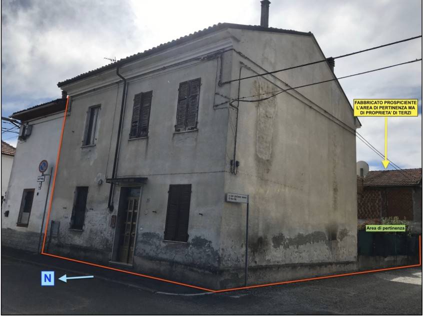 casa indipendente in vendita ad Alessandria in zona Castelceriolo