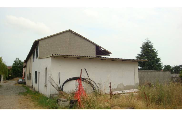 casa indipendente in vendita ad Alessandria in zona San Giuliano Vecchio