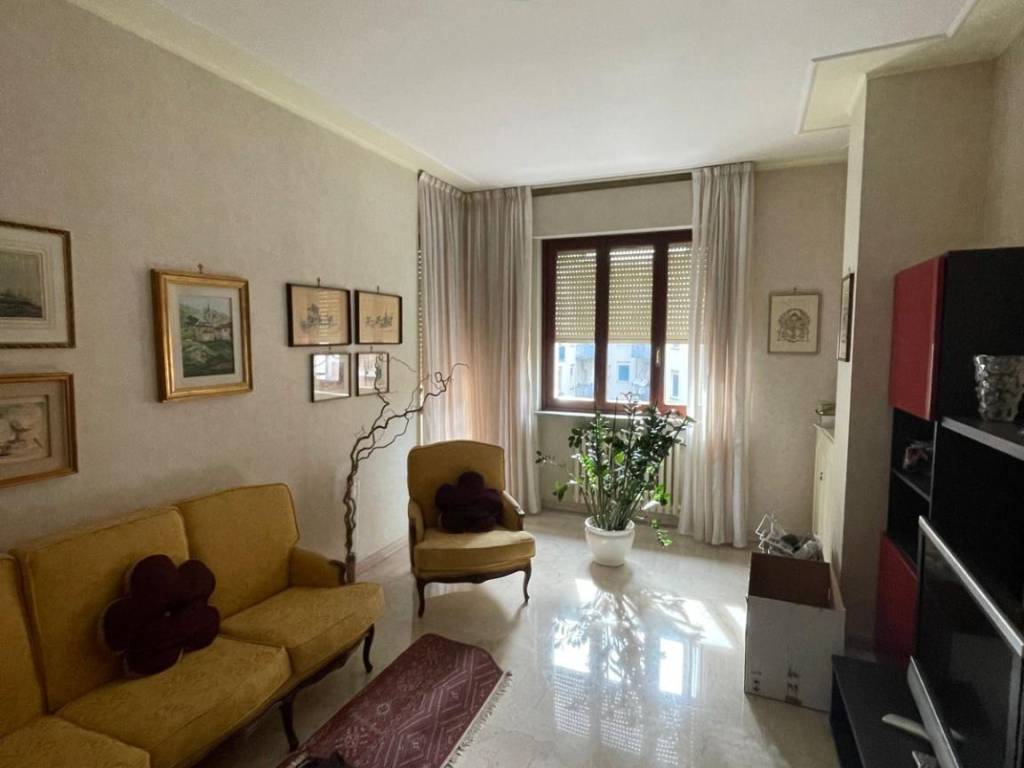 appartamento in vendita ad Alessandria in zona zona Pista