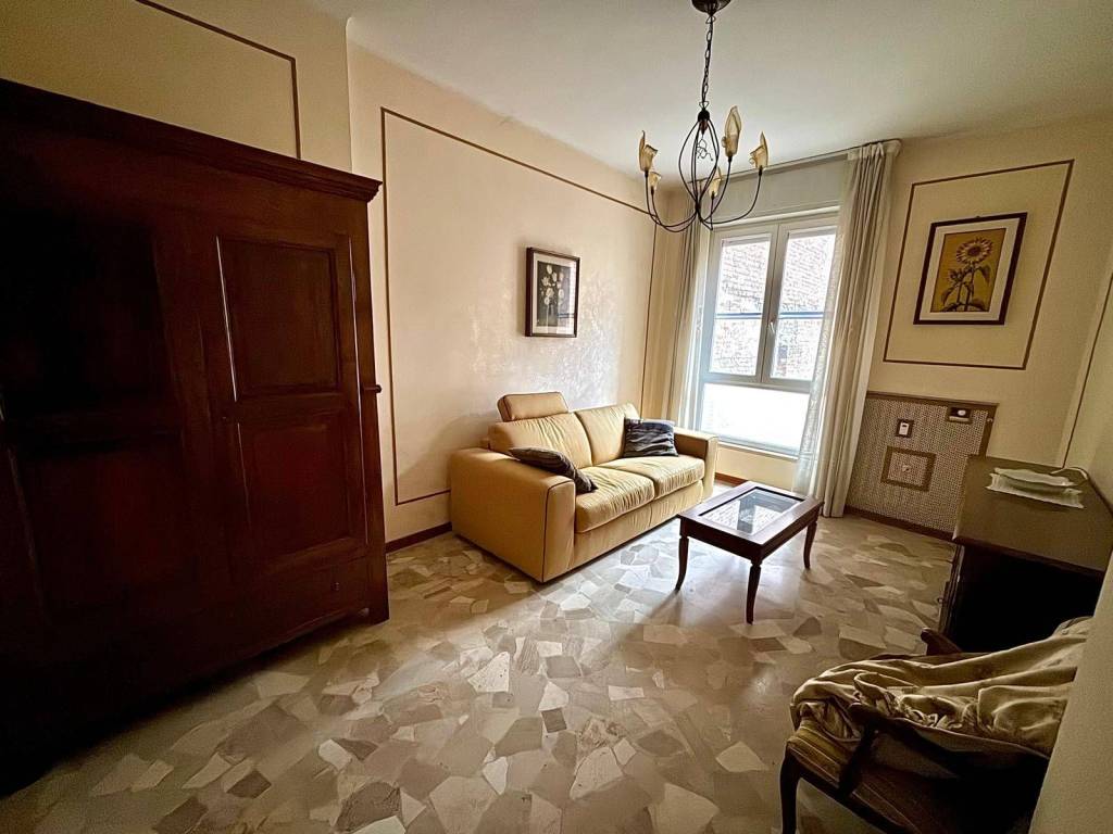 appartamento in vendita ad Alessandria in zona Centro Città