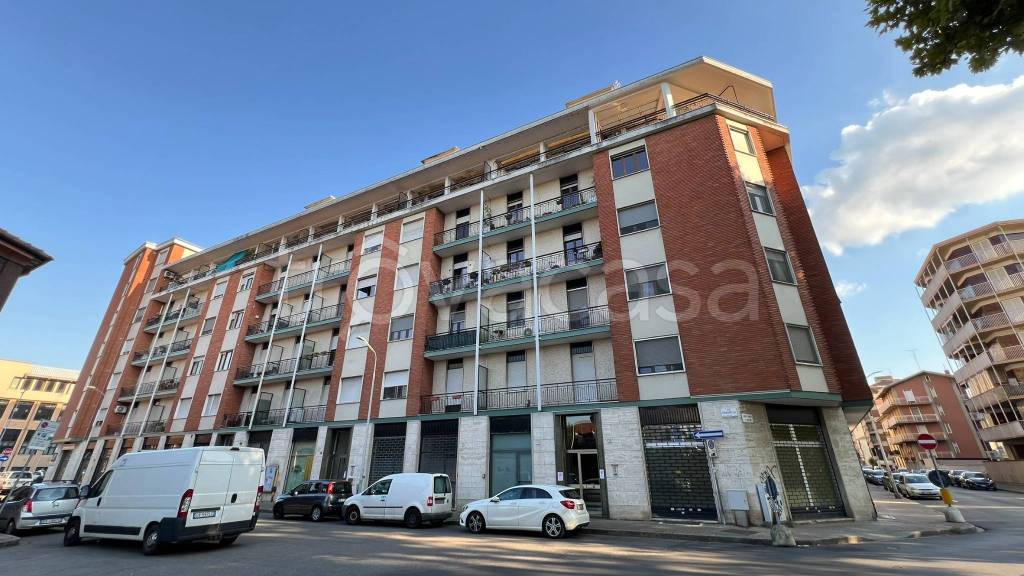 appartamento in vendita ad Alessandria in zona Borgo Rovereto