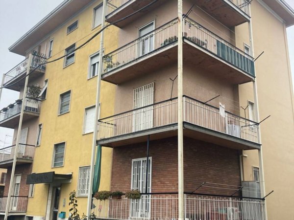 appartamento in vendita ad Alessandria in zona Lobbi