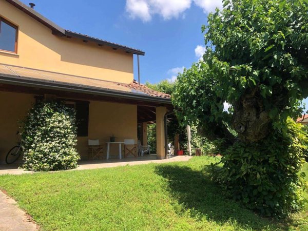casa indipendente in vendita ad Alessandria in zona Spinetta Marengo