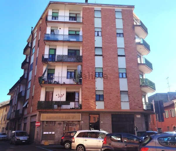 appartamento in vendita ad Alessandria in zona Borgo Rovereto