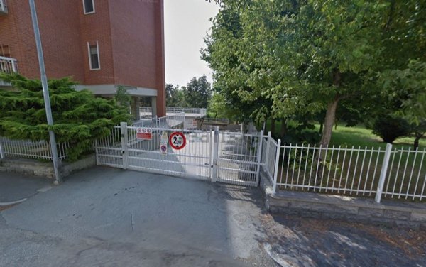 locale di sgombero in vendita ad Alessandria
