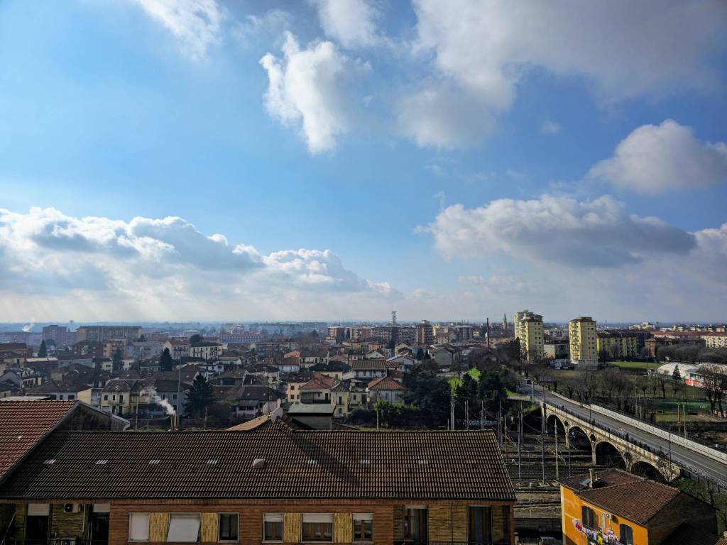 appartamento in vendita ad Alessandria in zona zona Pista