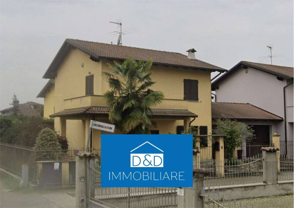 casa indipendente in vendita ad Alessandria in zona Litta Parodi