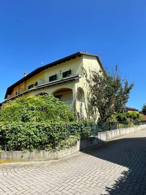 casa indipendente in vendita ad Alessandria in zona Il Cristo