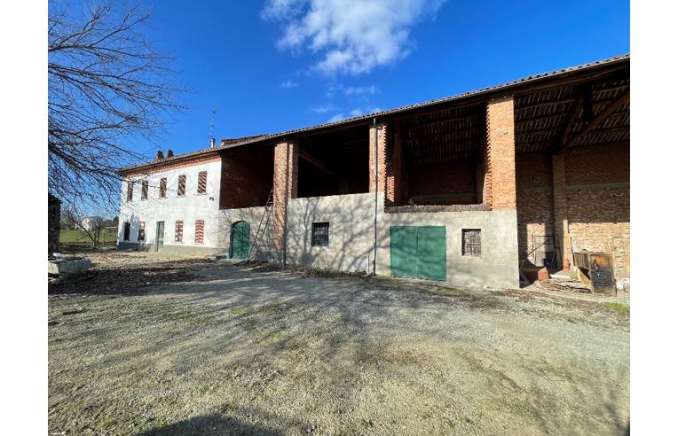casa indipendente in vendita ad Alessandria in zona San Michele