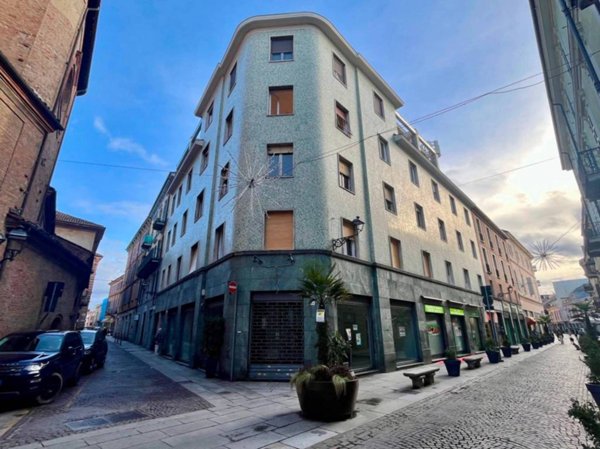 appartamento in vendita ad Alessandria in zona Centro Città
