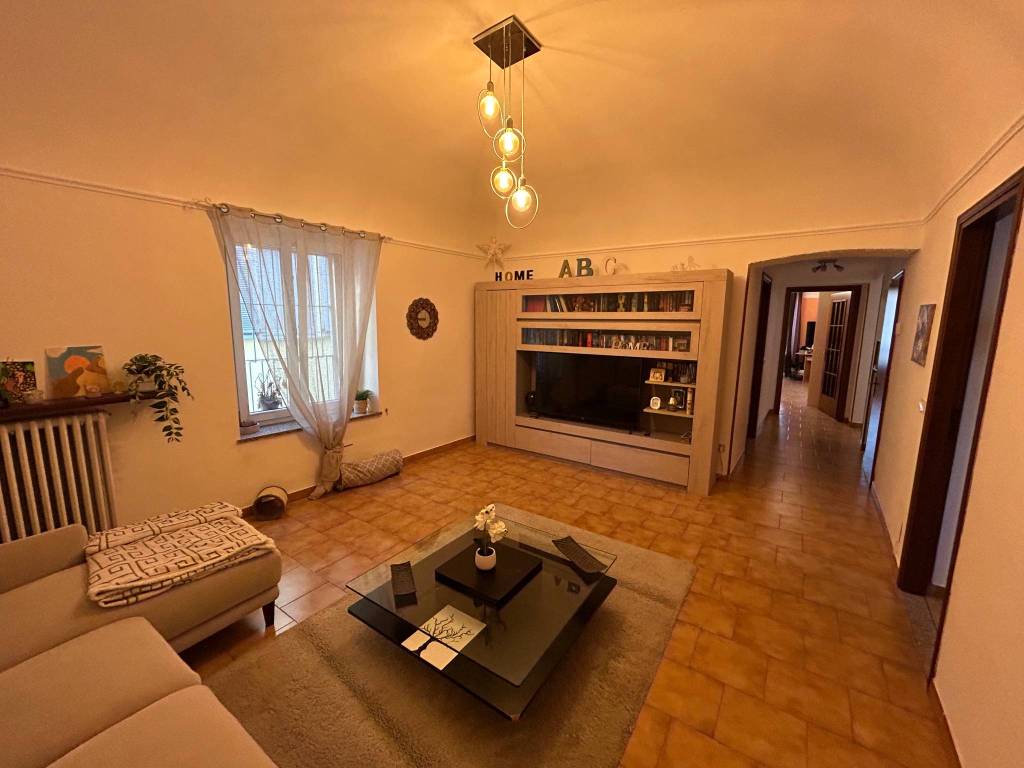 appartamento in vendita ad Alessandria in zona Borgo Rovereto