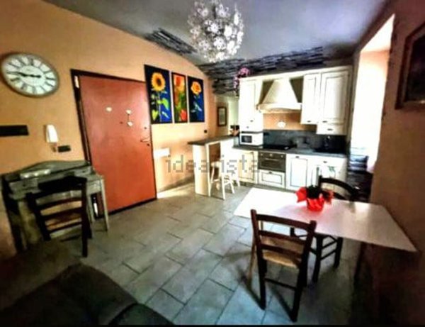 appartamento in vendita ad Alessandria in zona Valle San Bartolomeo