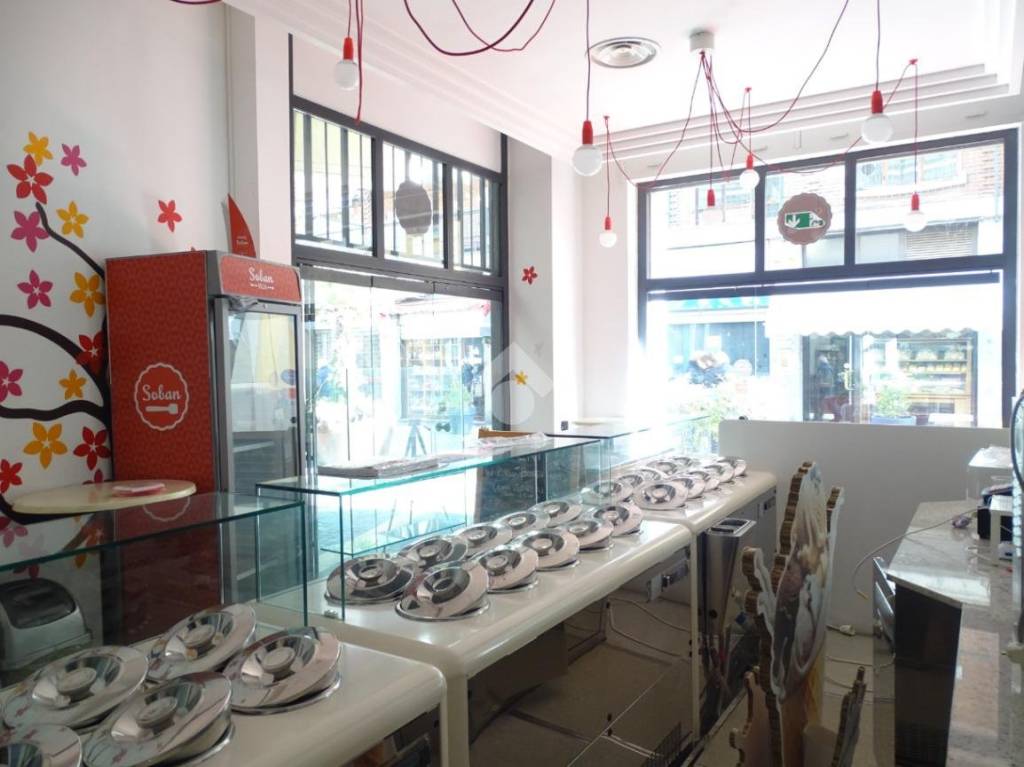 negozio in vendita ad Alessandria in zona Centro Città