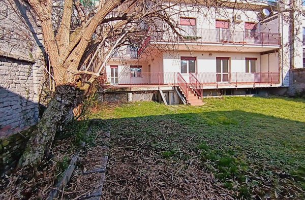 casa indipendente in vendita ad Alessandria in zona zona Pista