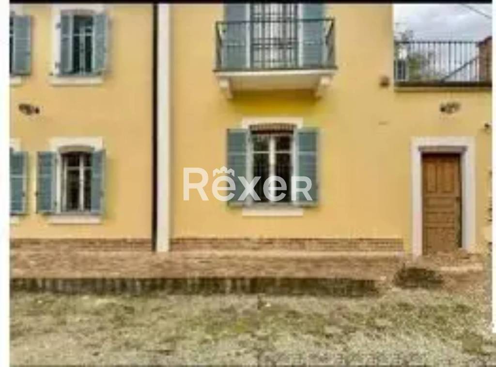 casa indipendente in vendita ad Alessandria in zona Valmadonna