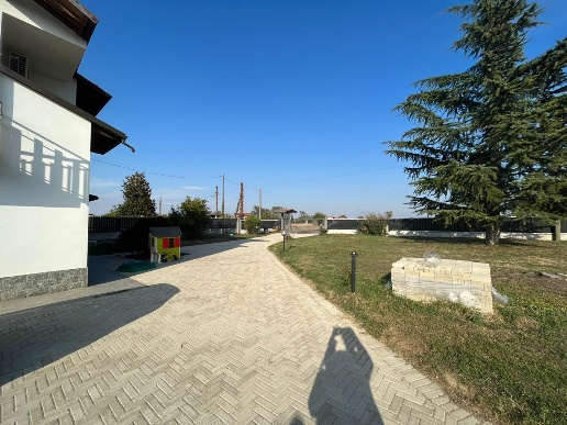 casa indipendente in vendita ad Alessandria in zona Cascinagrossa