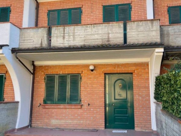 casa indipendente in vendita ad Alessandria in zona Cantalupo