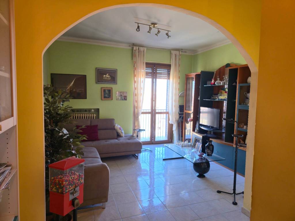 appartamento in vendita ad Alessandria in zona Cabanette