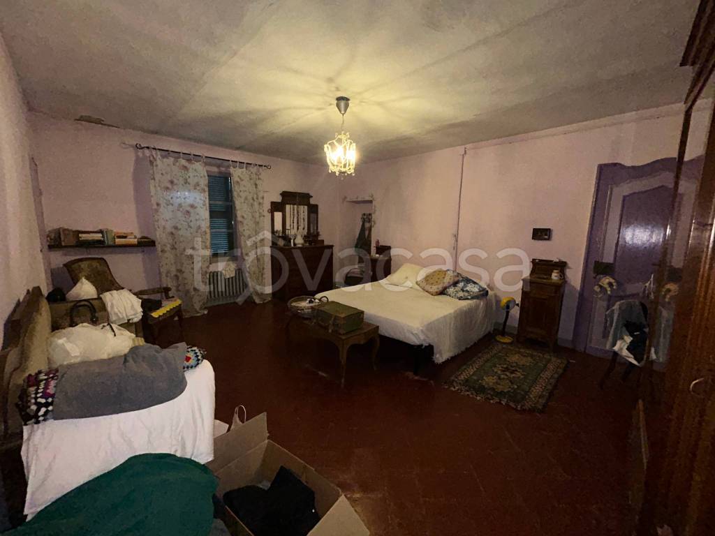 casa indipendente in vendita ad Alessandria in zona Valle San Bartolomeo