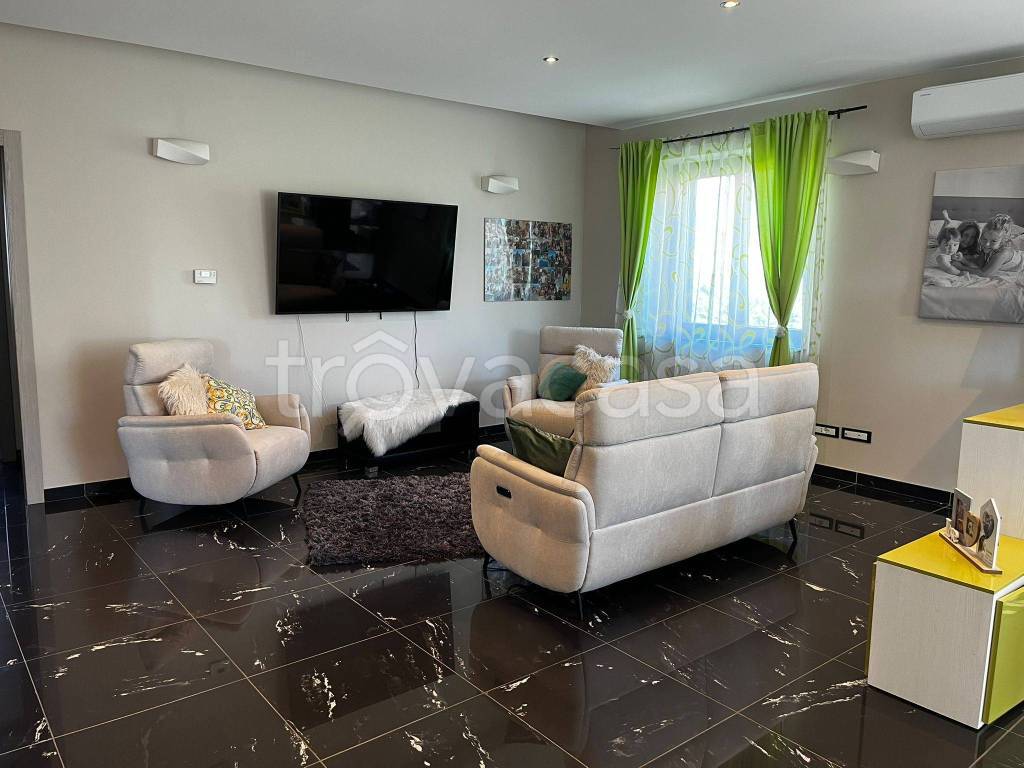 casa indipendente in vendita ad Alessandria in zona Spinetta Marengo