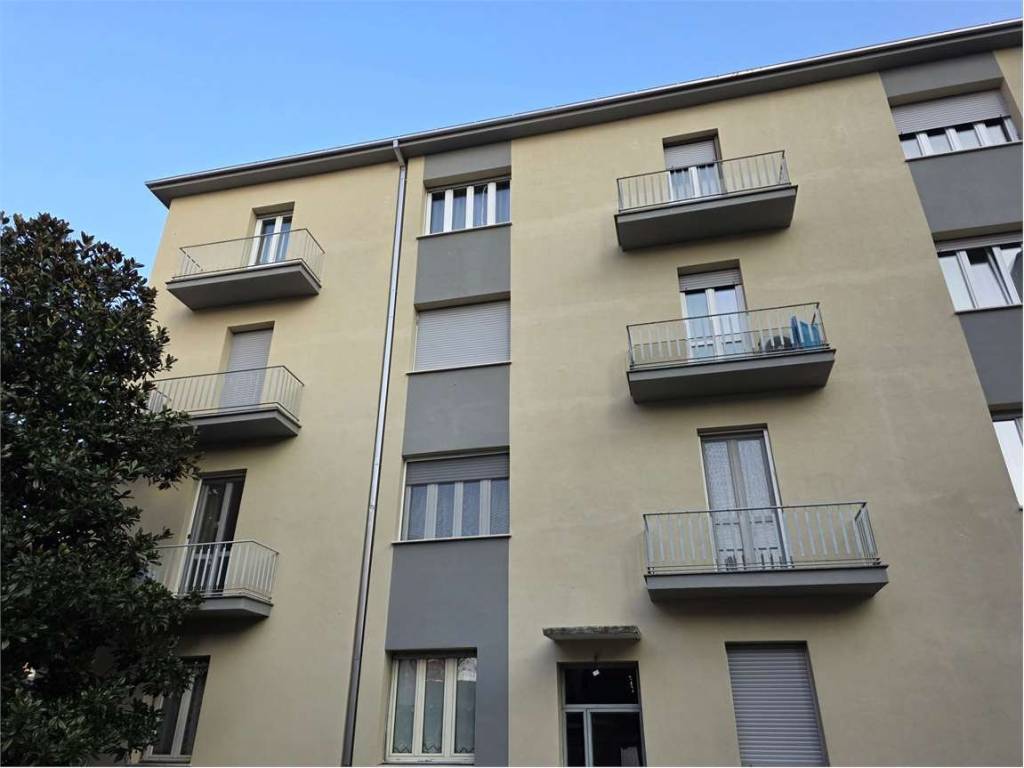 appartamento in vendita ad Alessandria in zona Piazza Matteotti