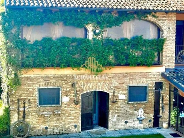 casa indipendente in vendita ad Alessandria