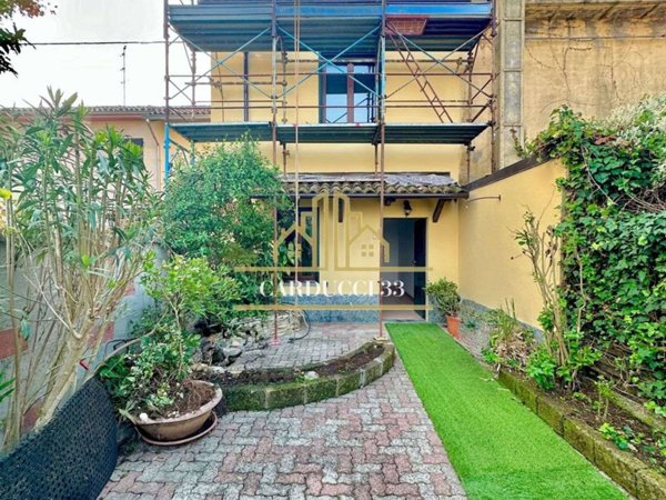 casa indipendente in vendita ad Alessandria in zona Spinetta Marengo