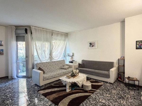 casa indipendente in vendita ad Alessandria in zona zona Pista