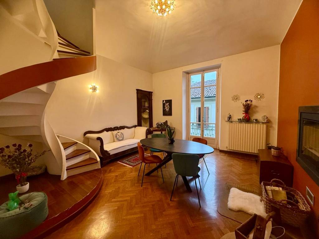 appartamento in vendita ad Alessandria in zona Piazza Garibaldi