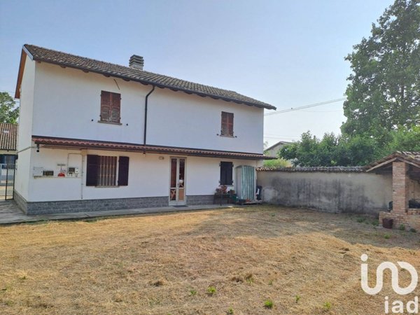casa indipendente in vendita ad Alessandria in zona San Giuliano Nuovo