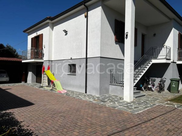 casa indipendente in vendita ad Alessandria in zona Spinetta Marengo